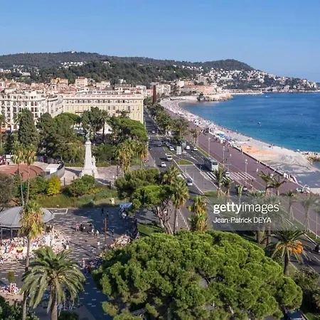 Appartement Magenta - T2 Au Coeur Du Carre D'or De Nice